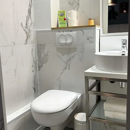 Greet Gare Flandres - Groupe Accor 2* ליל