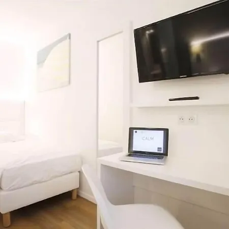 Hotel Calm