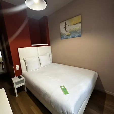 Calm Hotel